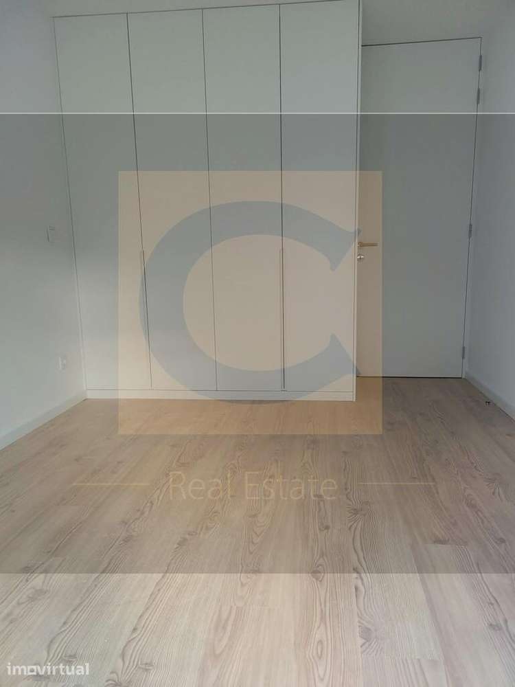 EXCELENTE OPORTUNIDADE DE INVESTIMENTO | T1 COM TERRAÇO DE 48,7 m2 - Grande imagem: 5/10