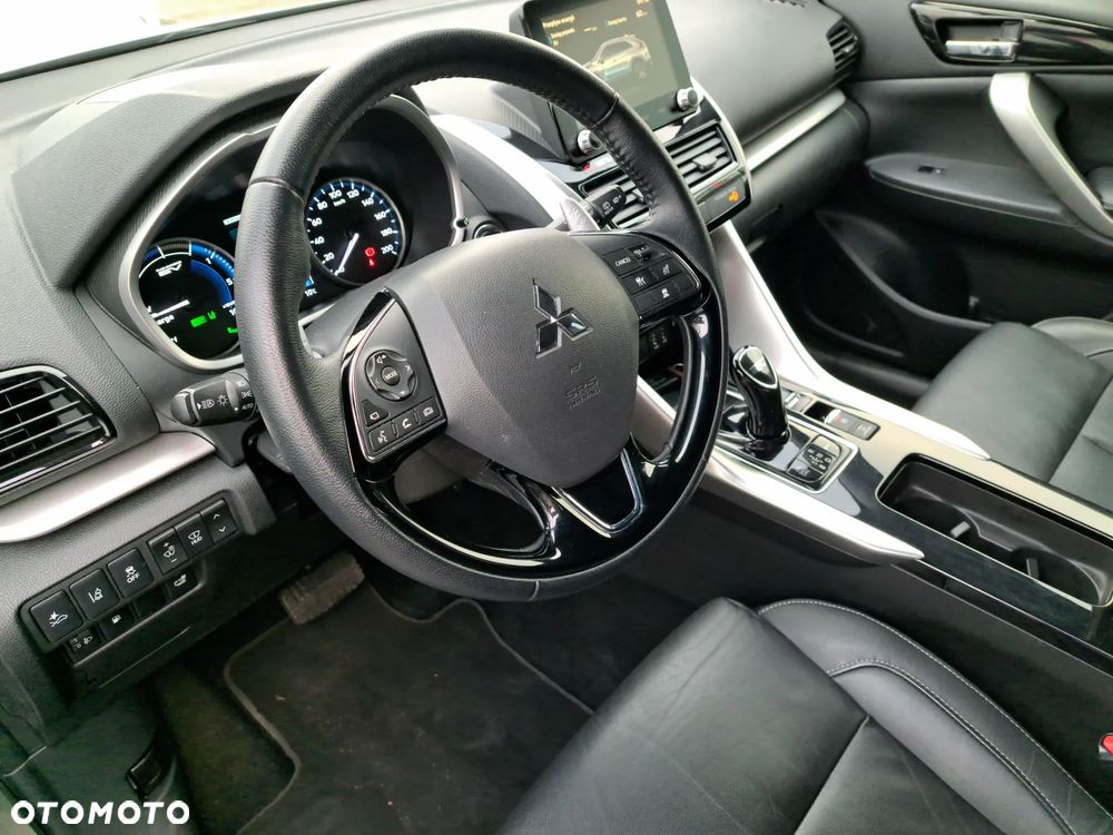 Mitsubishi Eclipse Cross 2.4 PHEV Instyle Plus - 13