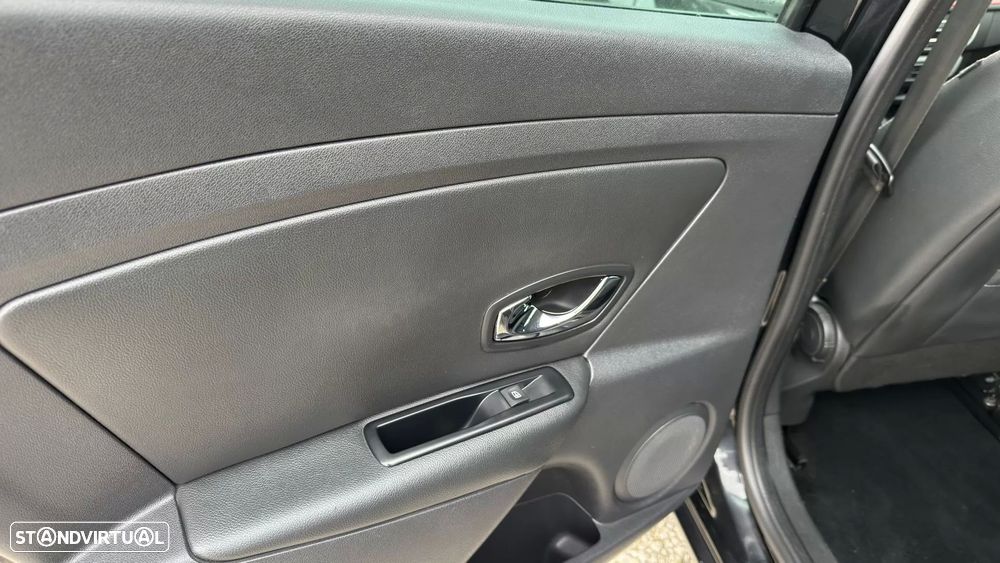 Renault Mégane Sport Tourer 1.5 dCi GT Line SS - 40