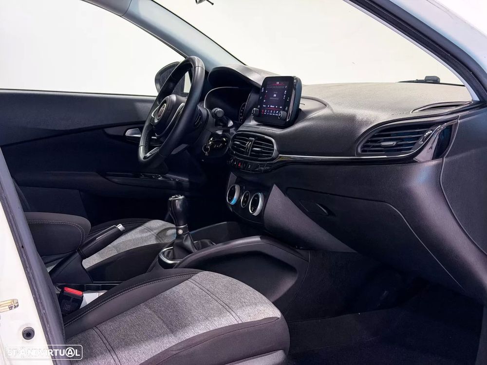 Fiat Tipo Cross 1.0 GSE T3 City - 19