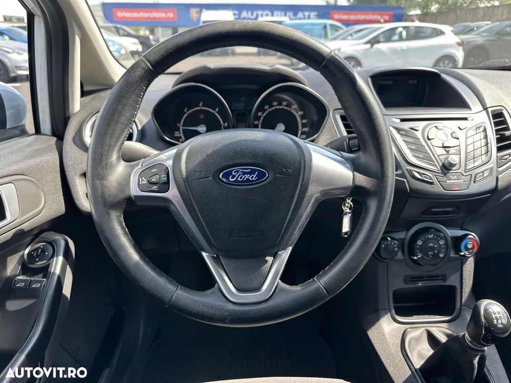 Ford Fiesta - 17