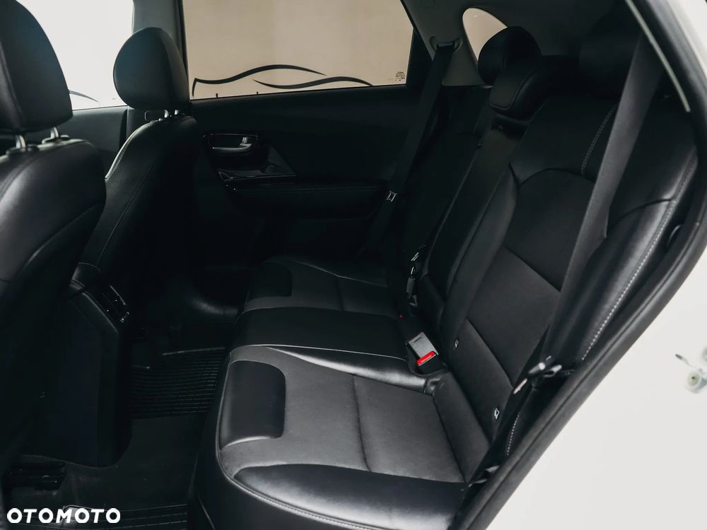 Kia Niro 1.6 GDI Plug-in Hybrid L - 34