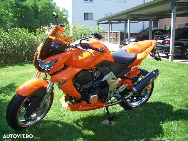 Kawasaki Z 1000R - 11