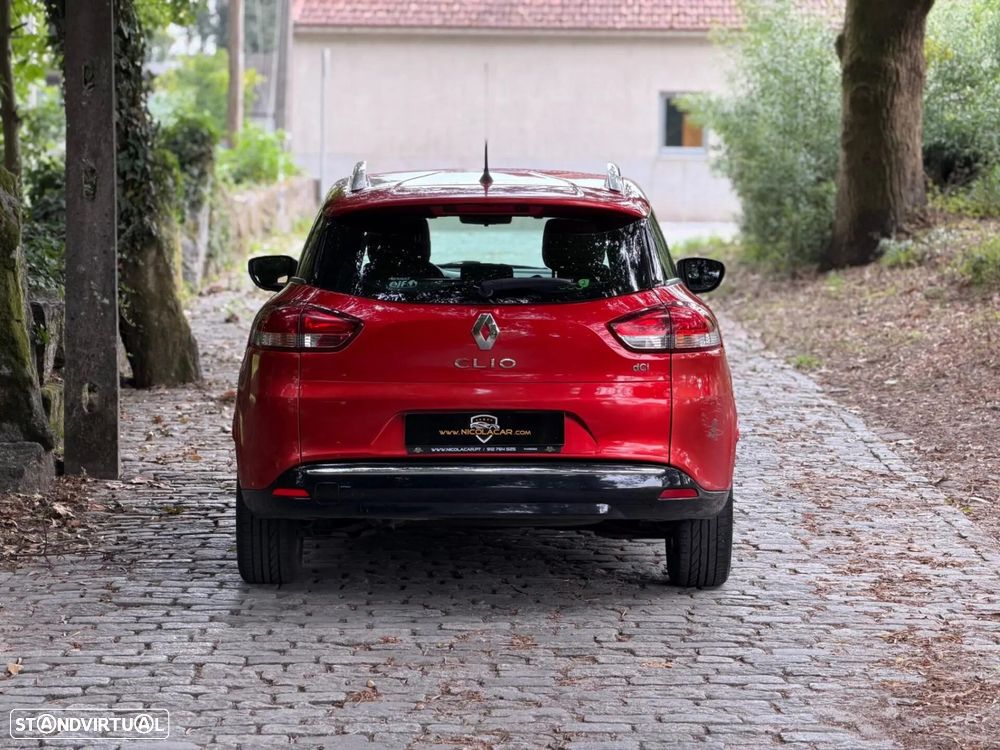 Renault Clio Sport Tourer - 6
