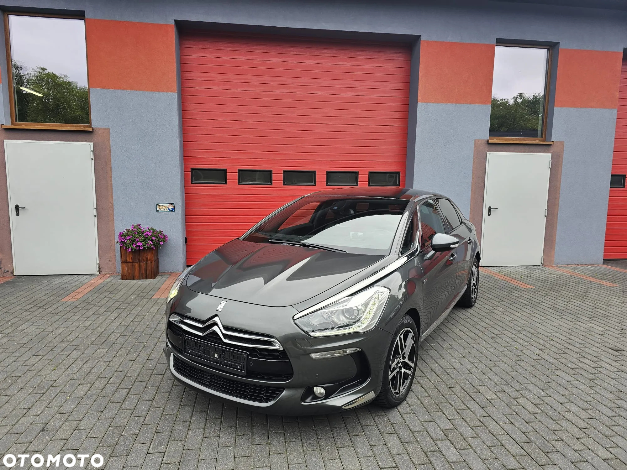 Citroën DS5 HDi 165 SportChic - 4