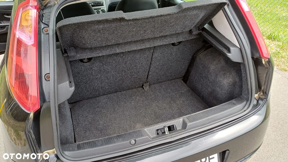 Fiat Grande Punto - 22