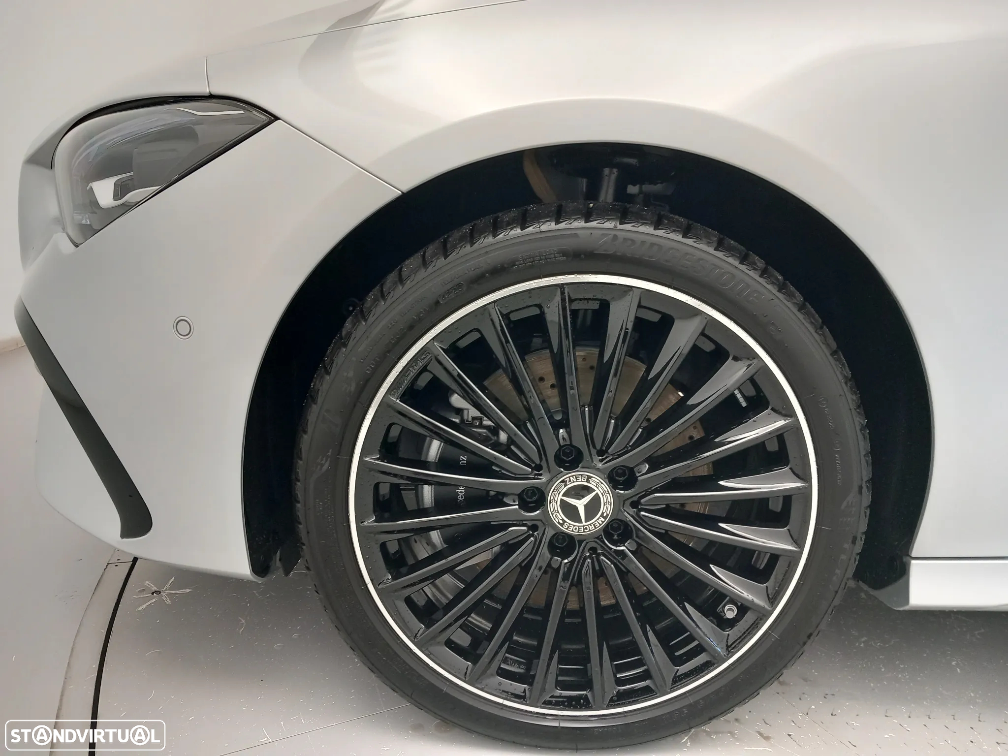 Mercedes-Benz CLA 250 e Shooting Brake AMG Line - 9