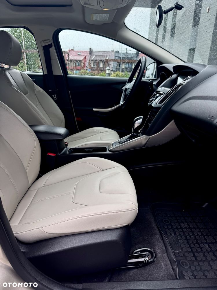 Ford Focus - 13