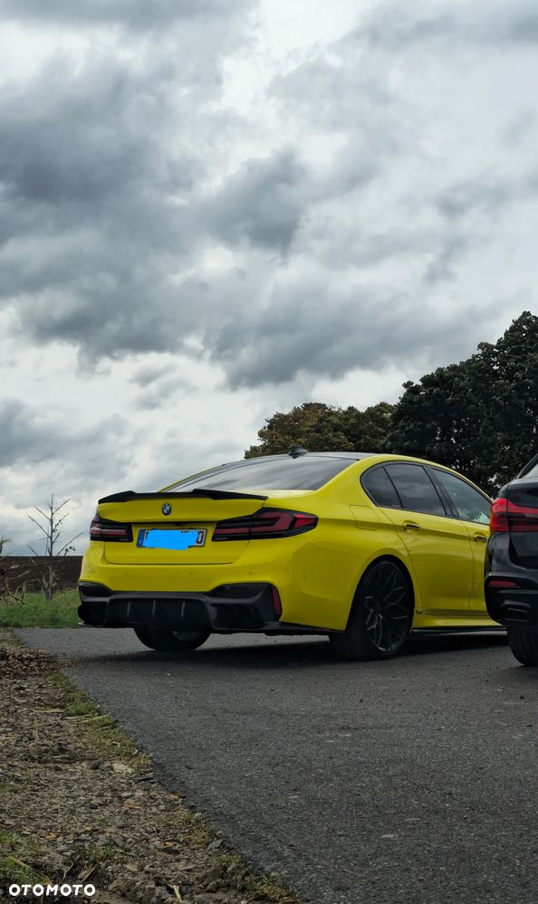 BMW Seria 5 M550i xDrive sport - 2