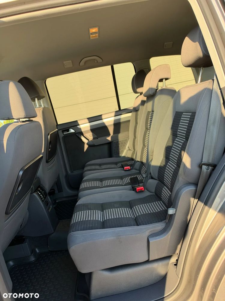 Volkswagen Touran 1.6 United - 22