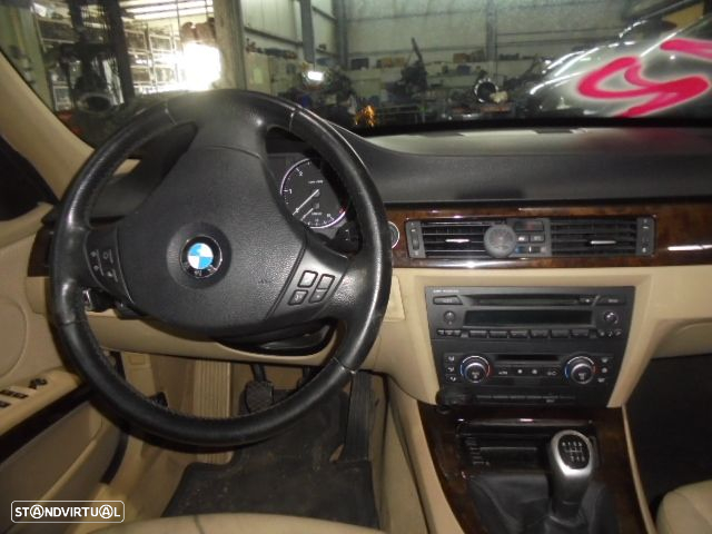 Carro MOT: N47D20C CXVEL: CBB BMW  E90 FASE 2 2009 318D 143CV 4P PRETO DIESEL - 9