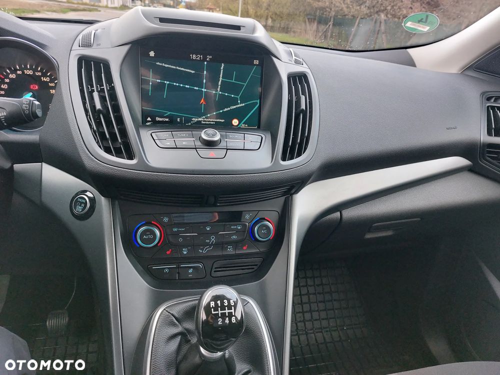 Ford Kuga 2.0 TDCi 2x4 SYNC - 11