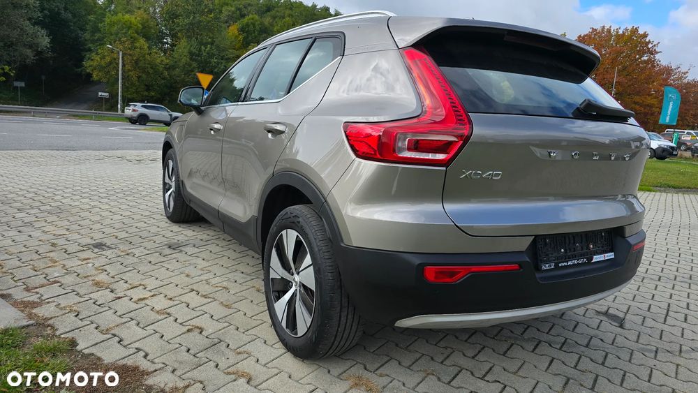 Volvo XC 40 T5 Plug-In Hybrid Momentum Pro - 26