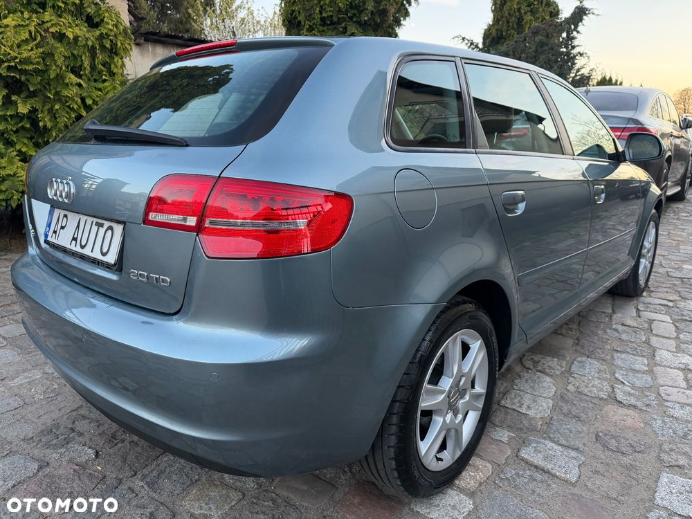 Audi A3 Sportback 2.0 TDI DPF S tronic Ambiente - 6