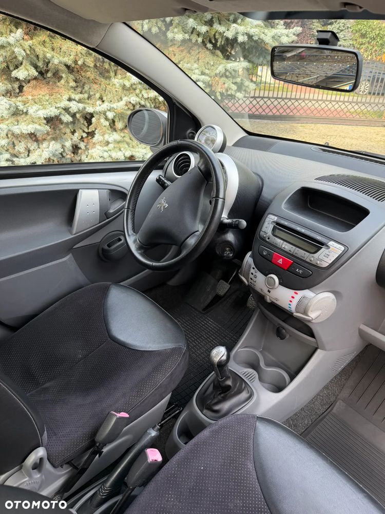 Peugeot 107 1.0 Trendy - 9