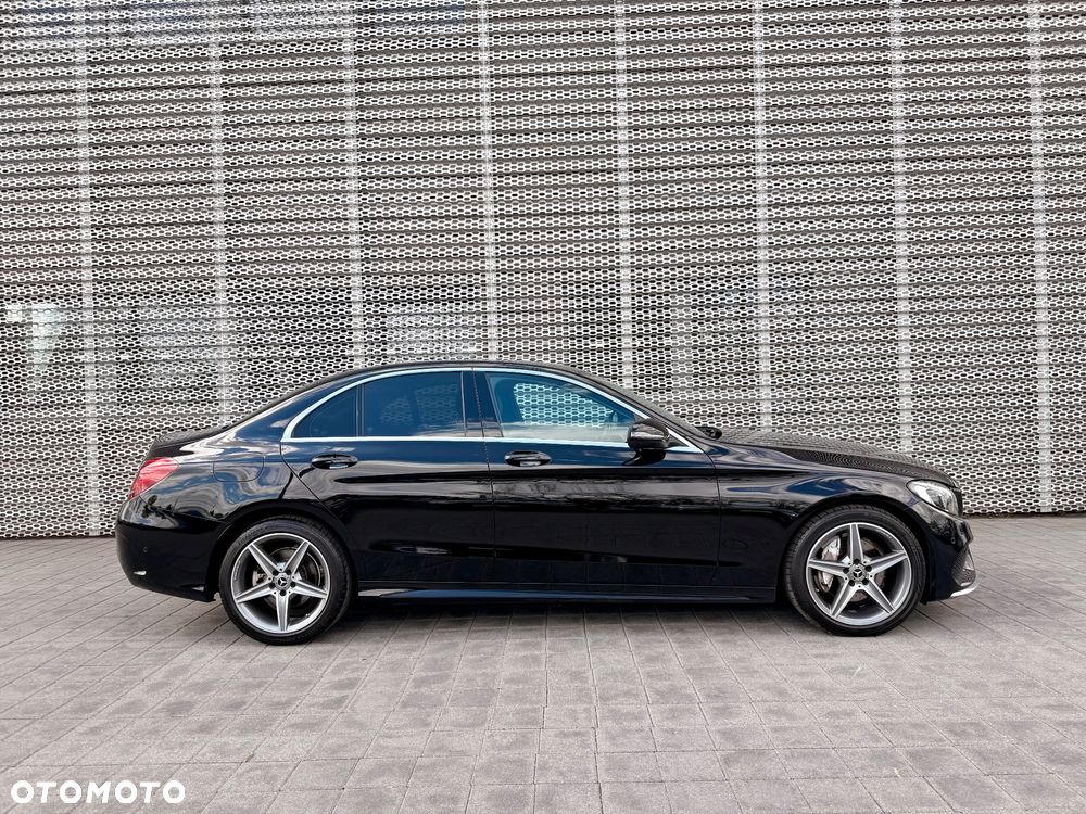 Mercedes-Benz Klasa C 200 4-Matic 9G-TRONIC - 5
