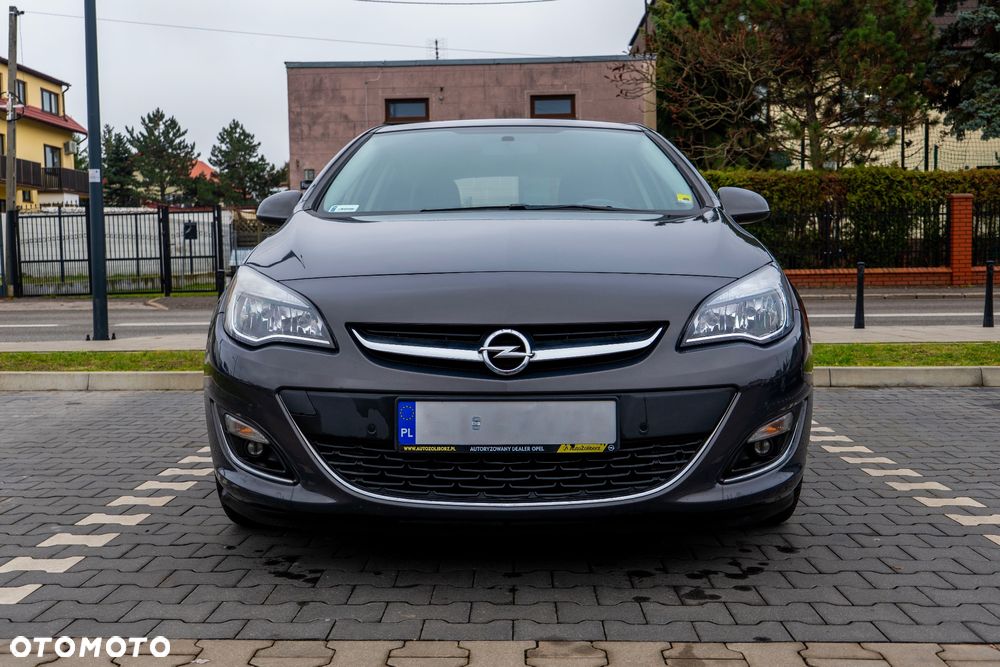 Opel Astra 1.7 CDTI Cosmo - 25