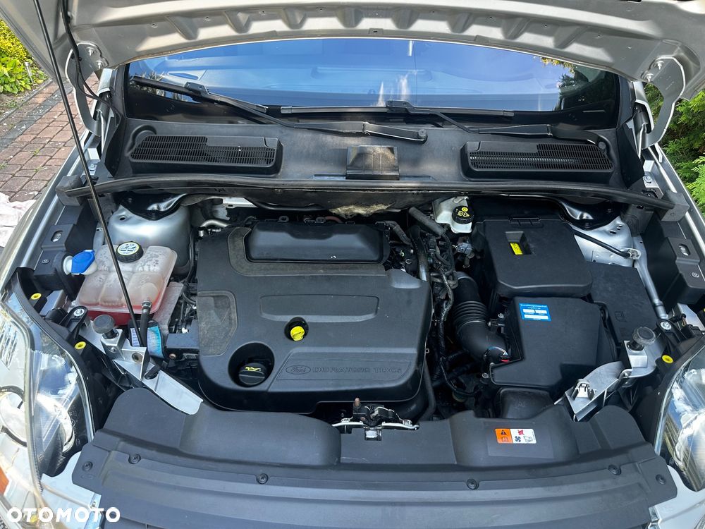 Ford Kuga - 29