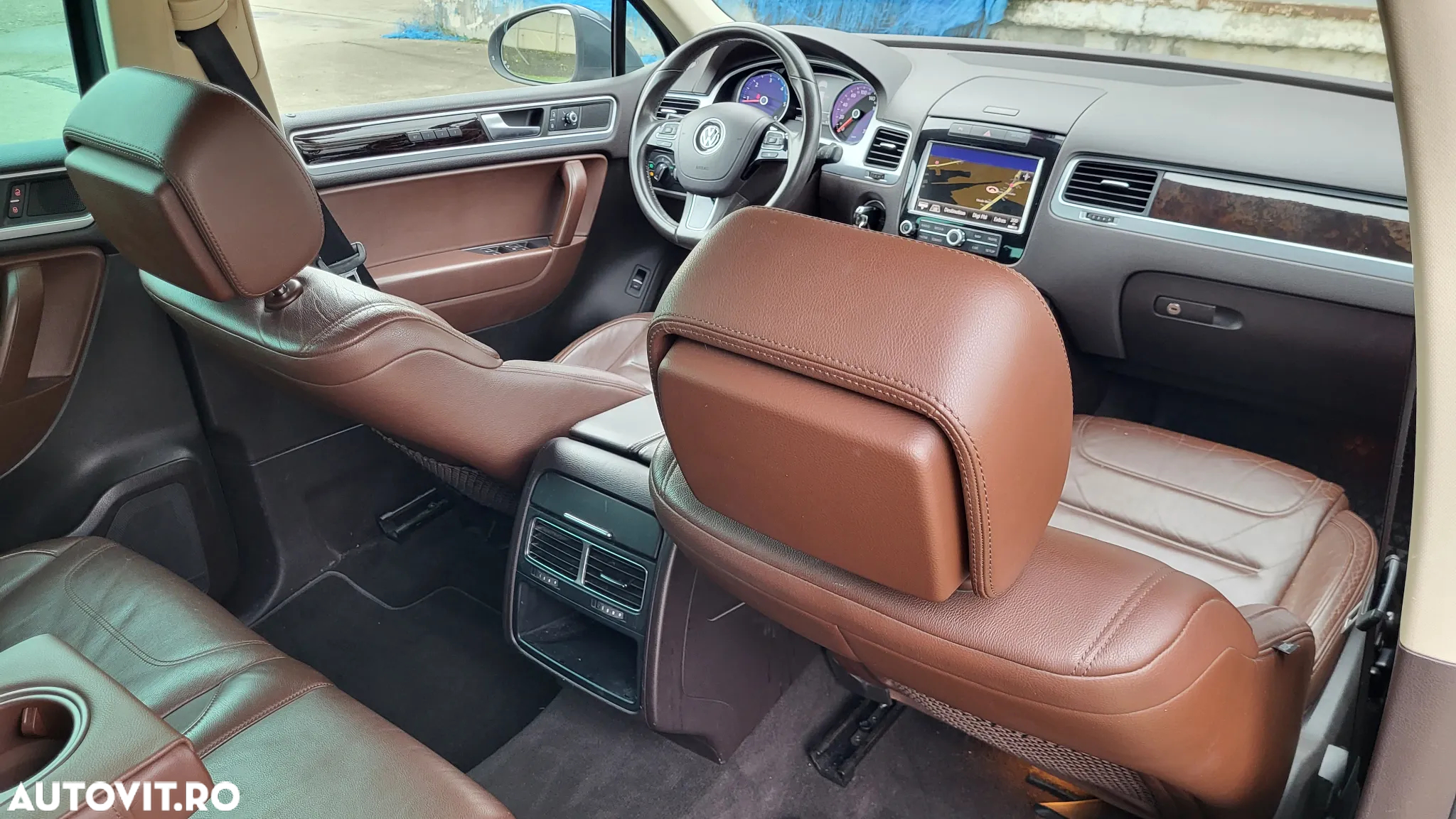 Volkswagen Touareg - 8