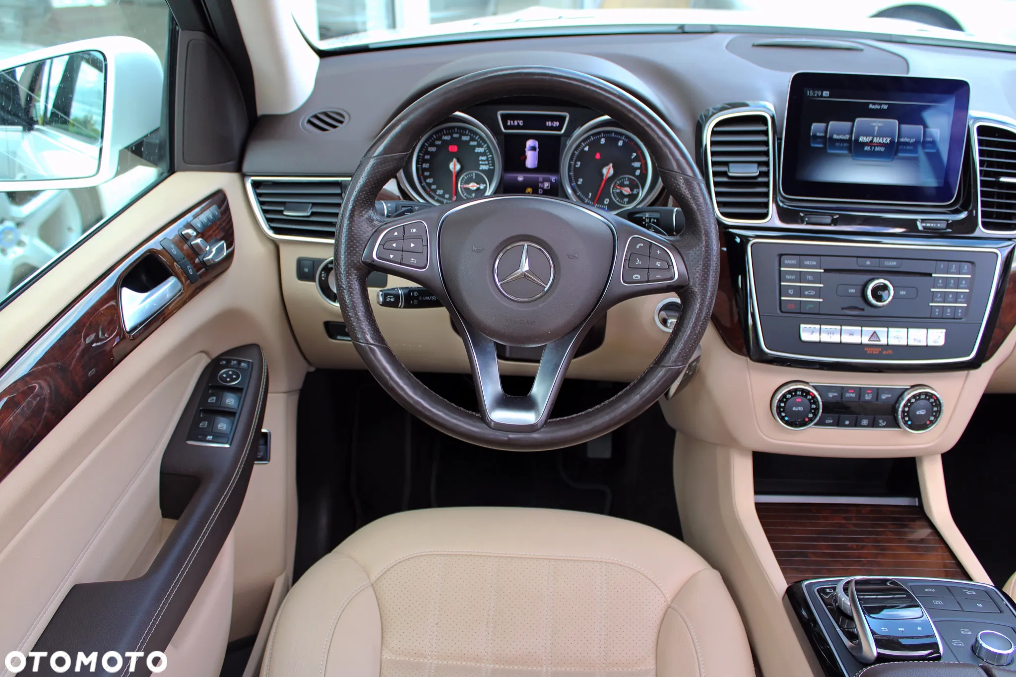 Mercedes-Benz GLE 400 4Matic 9G-TRONIC Exclusive - 17
