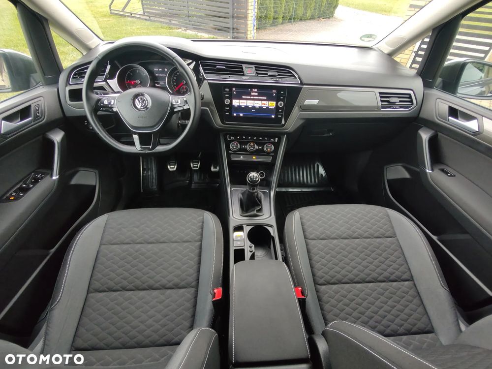 Volkswagen Touran 1.6 TDI SCR Join - 12