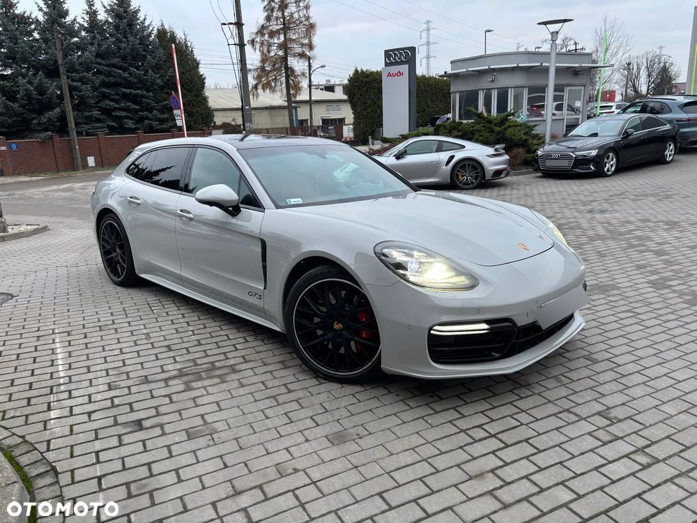 Porsche Panamera GTS GPF Sport Turismo - 8