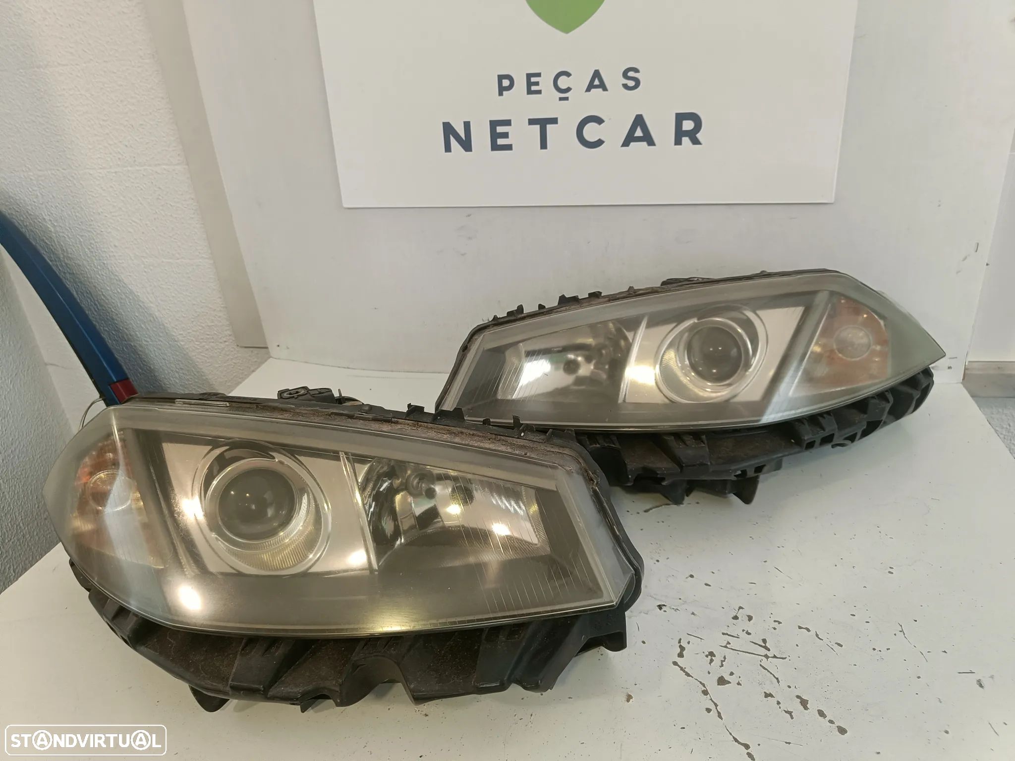 Farol optica xenon Renault Megane 2 2004 - 1