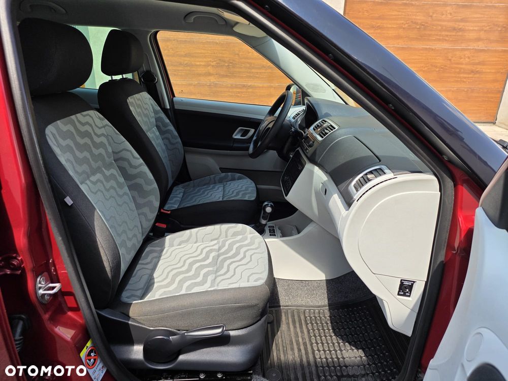 Skoda Fabia 1.6 16V Tiptronic Ambiente - 14