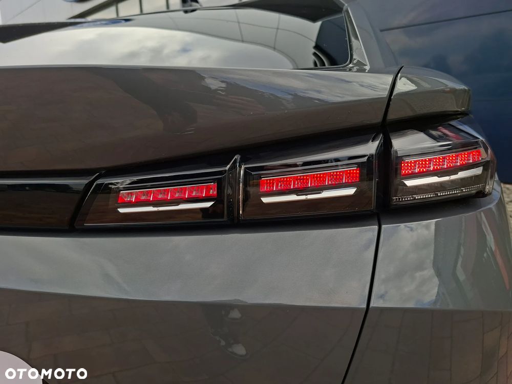 Peugeot 408 1.2 PureTech Allure S&S EAT8 - 11