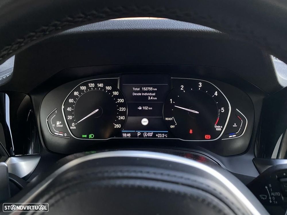BMW 320 d Pack Desportivo M Auto - 38