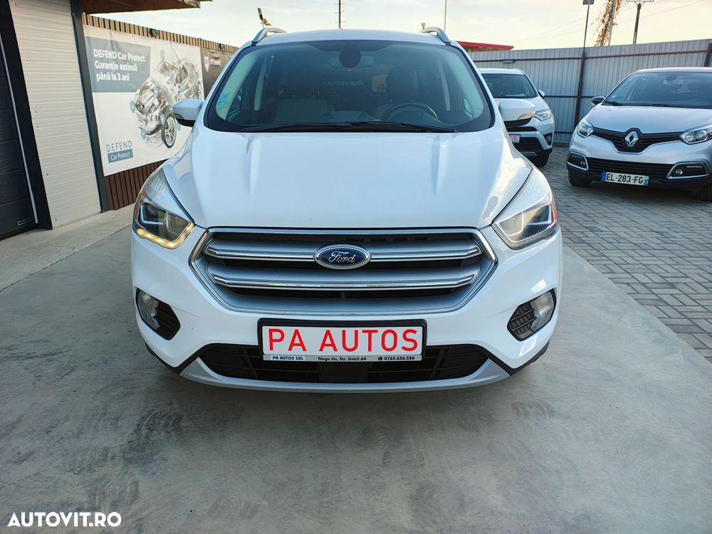 Ford Kuga 1.5 TDCi 2x4 Titanium - 9