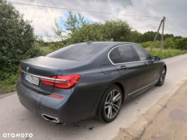 BMW Seria 7 - 5