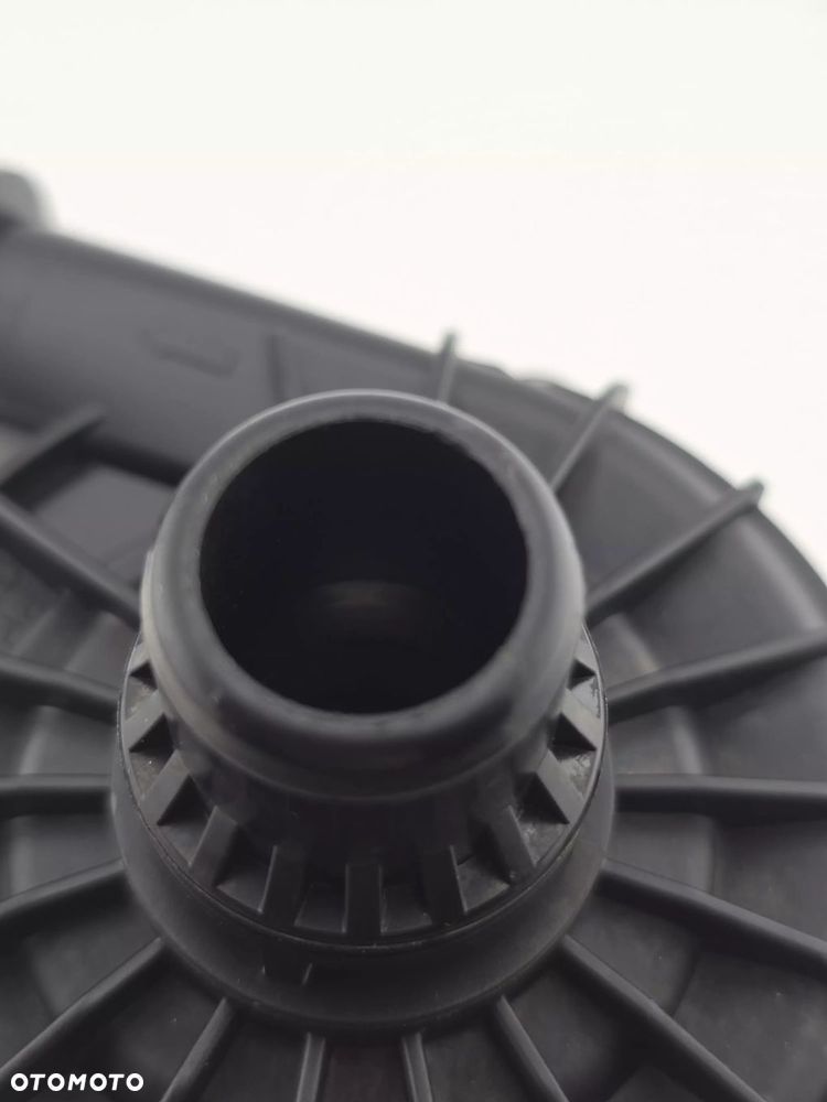 NOWA ORYGINALNA POMPA WODY MERCEDES W167 W206 W254 W447 A0005000801 - 3