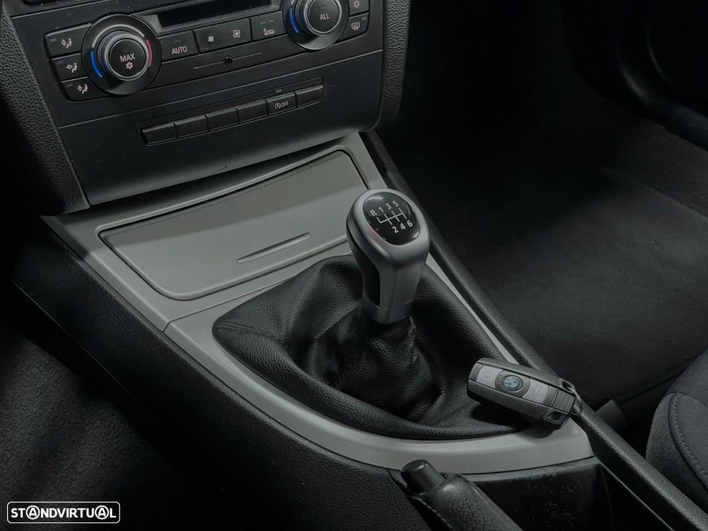 BMW 116 d Line Urban - 20