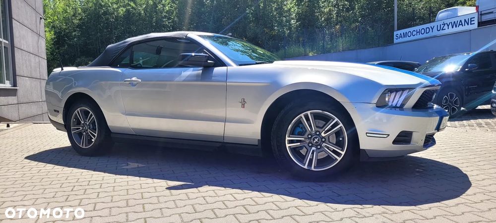 Ford Mustang 3.7 V6 Premium - 5