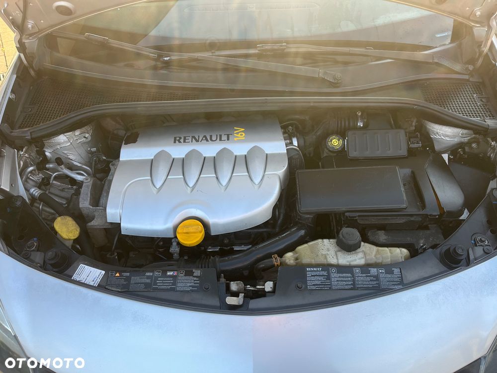 Renault Clio 1.6 16V Exception - 10