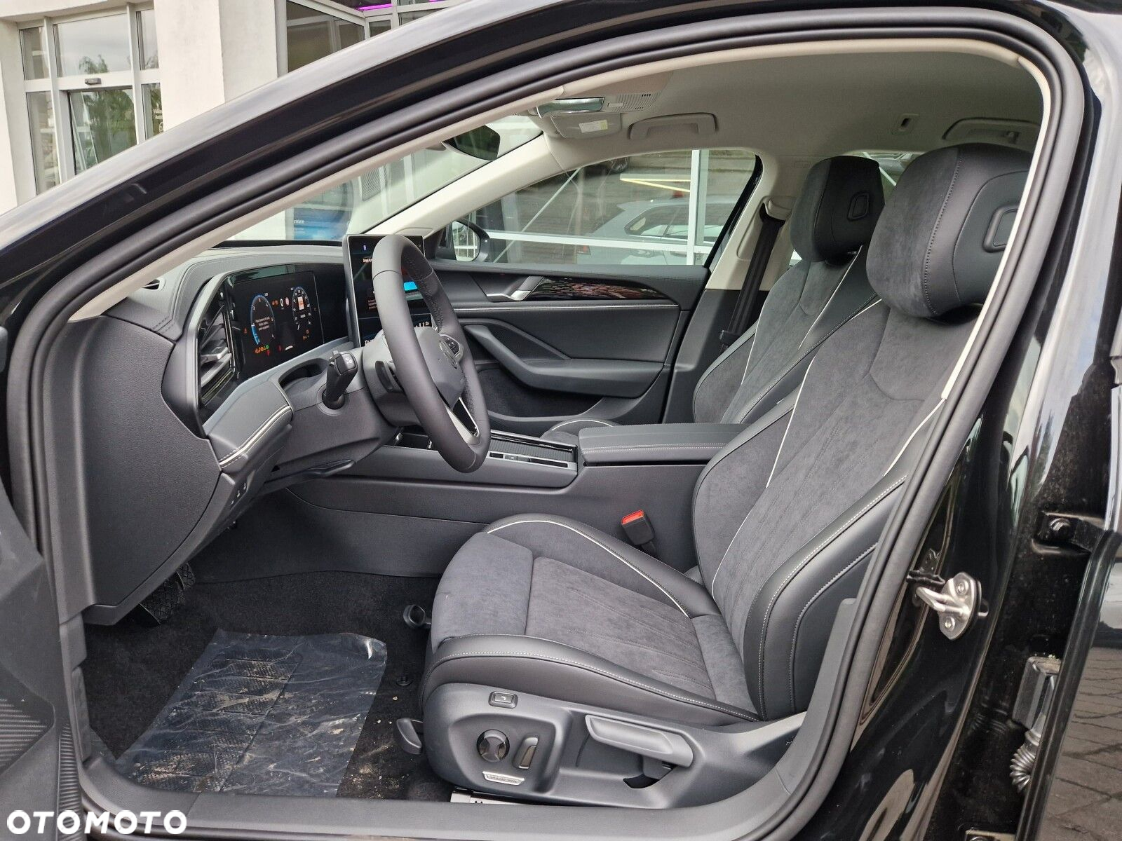 Volkswagen Passat 2.0 TDI SCR Elegance DSG - 9