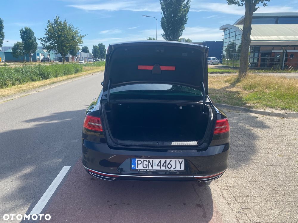 Volkswagen Passat - 3