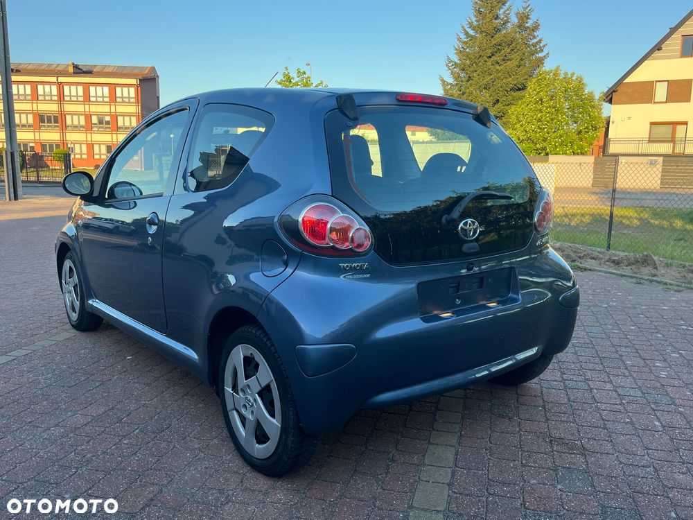 Toyota Aygo - 8