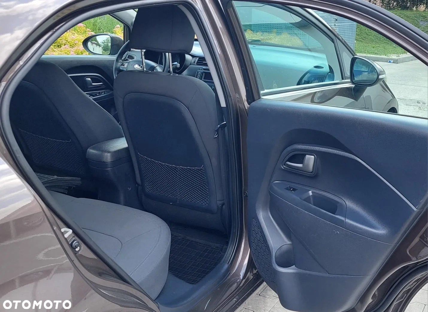 Kia Rio 1.2 Attract - 18