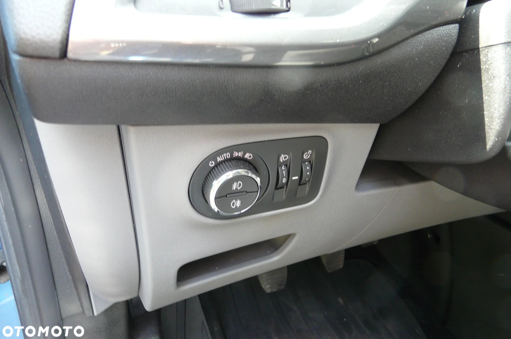 Opel Corsa 1.4 Turbo (ecoFLEX) Start/Stop Innovation - 12
