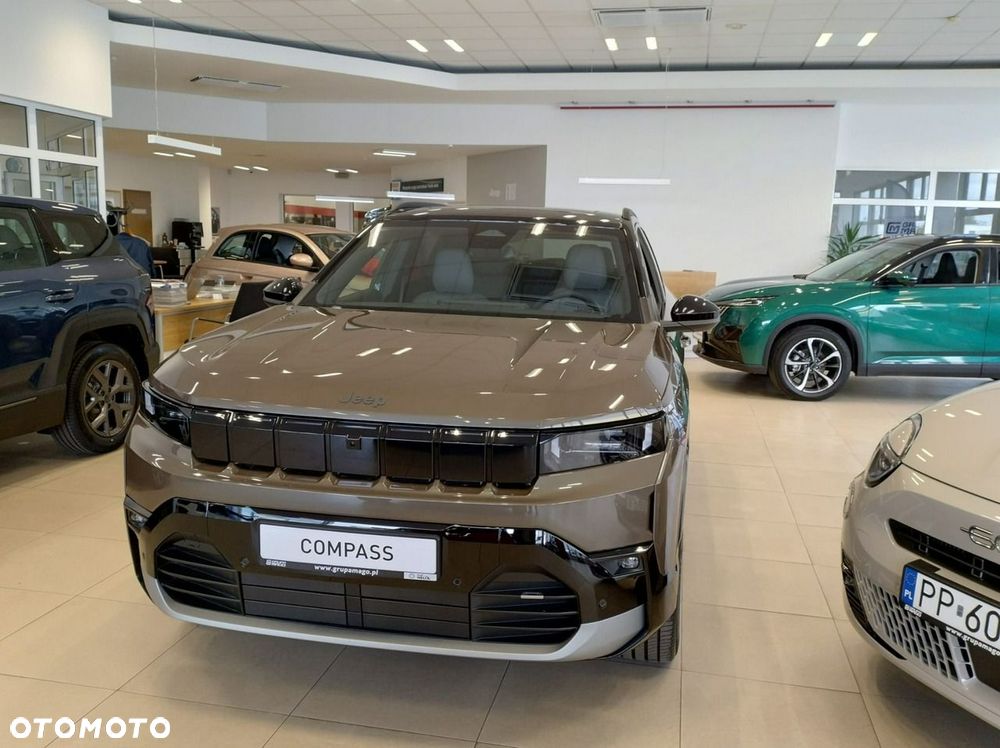 Jeep Compass - 17
