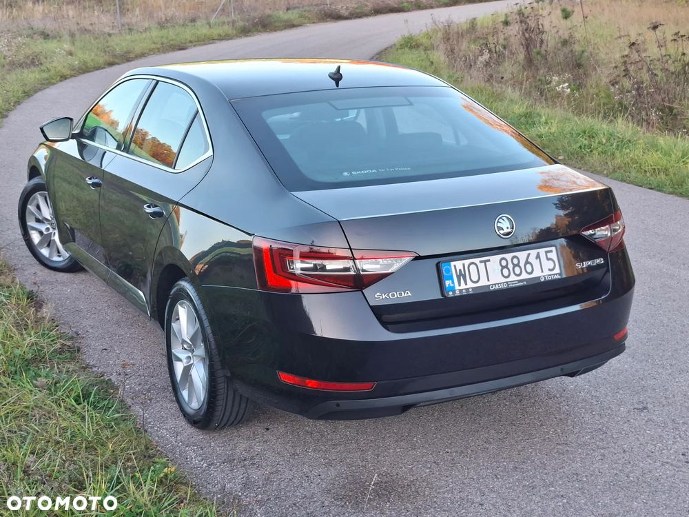 Skoda Superb 2.0 TDI SCR Ambition DSG - 12