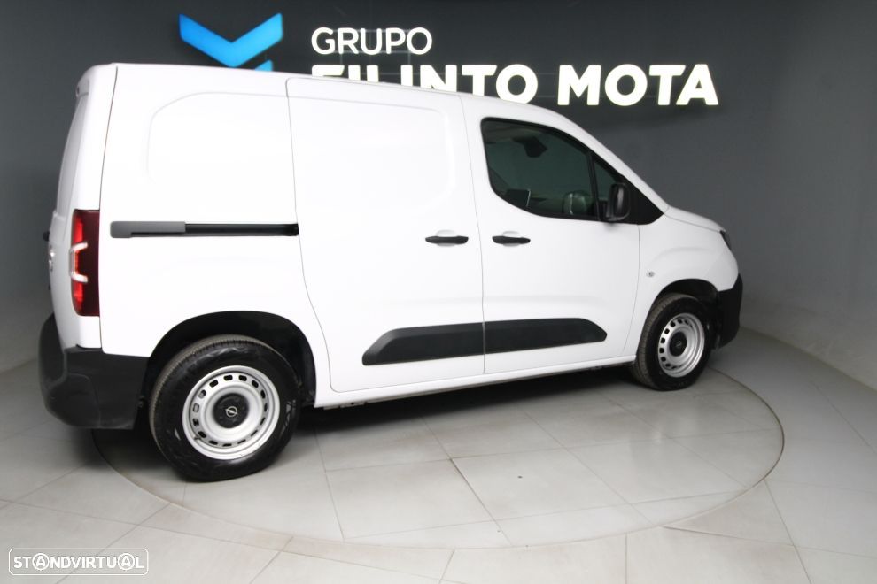 Opel Combo Cargo 1.5 D - 2
