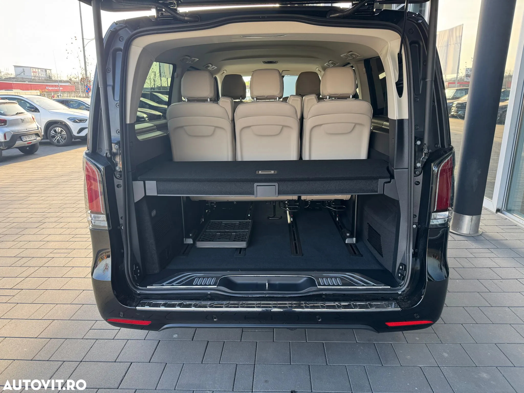 Mercedes-Benz V 300 d Combi Extra-lung 237 CP AWD 9AT Exclusive - 8