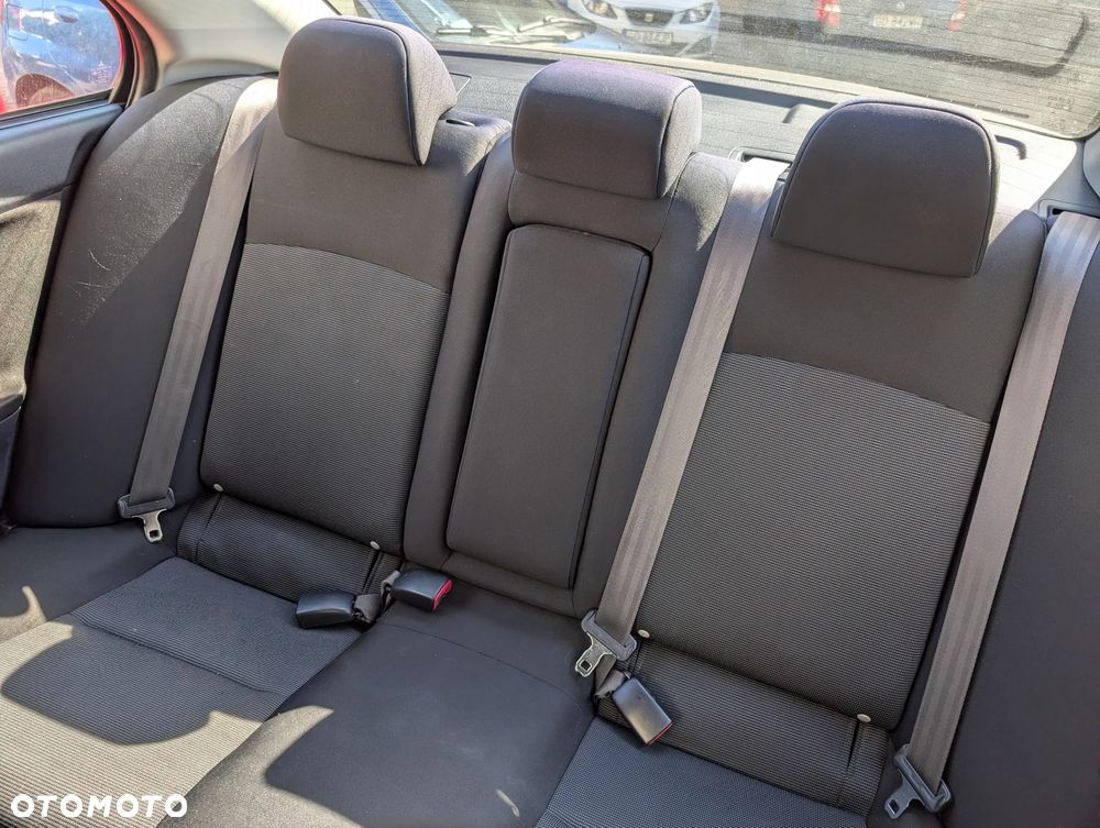 Mitsubishi Lancer 1.8 Intense - 17