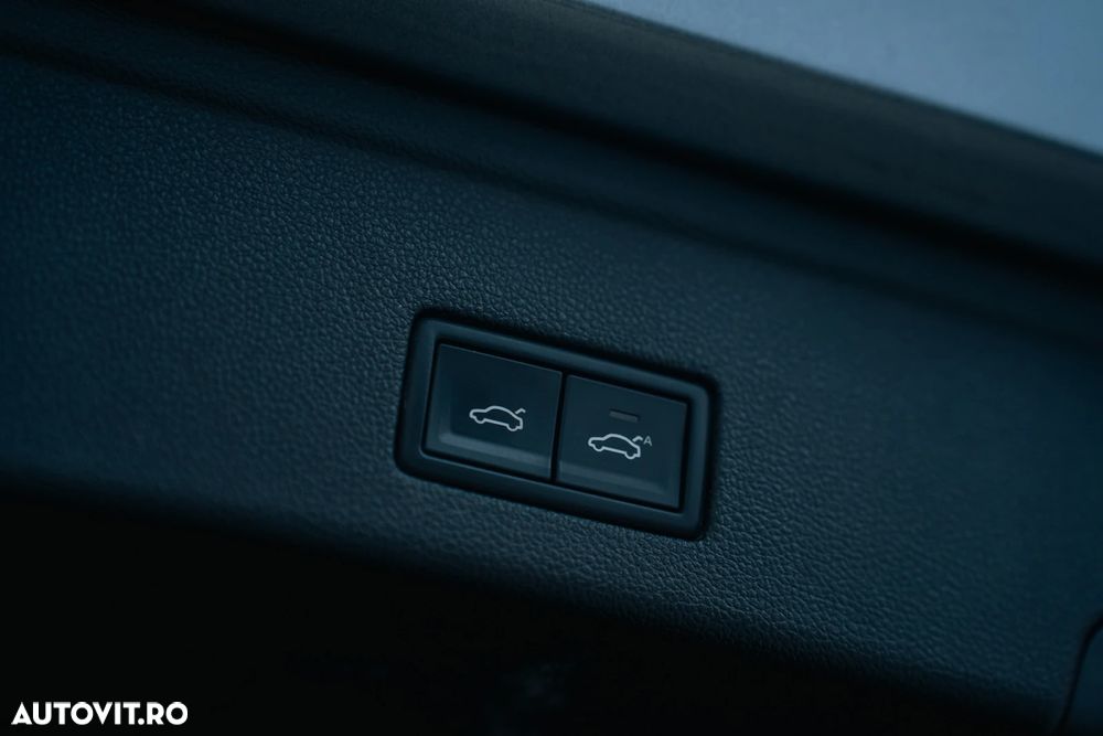 Volkswagen Touareg 3.0 V6 TDI 4Motion DPF Automatik - 28