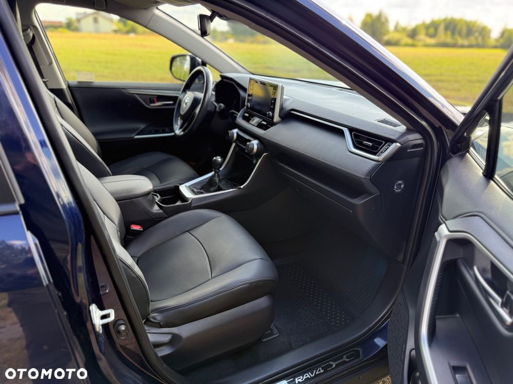 Toyota RAV4 2.0 Comfort 4x2 - 12