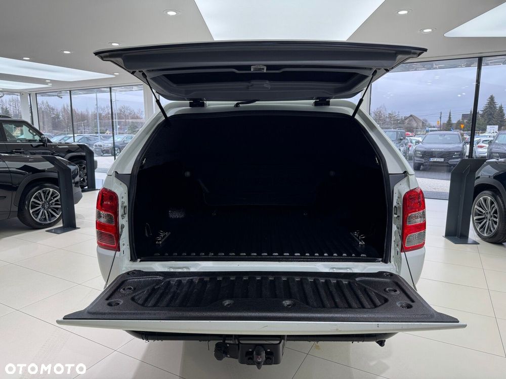 Mitsubishi L200 2.4 d DC Invite EU6 - 17