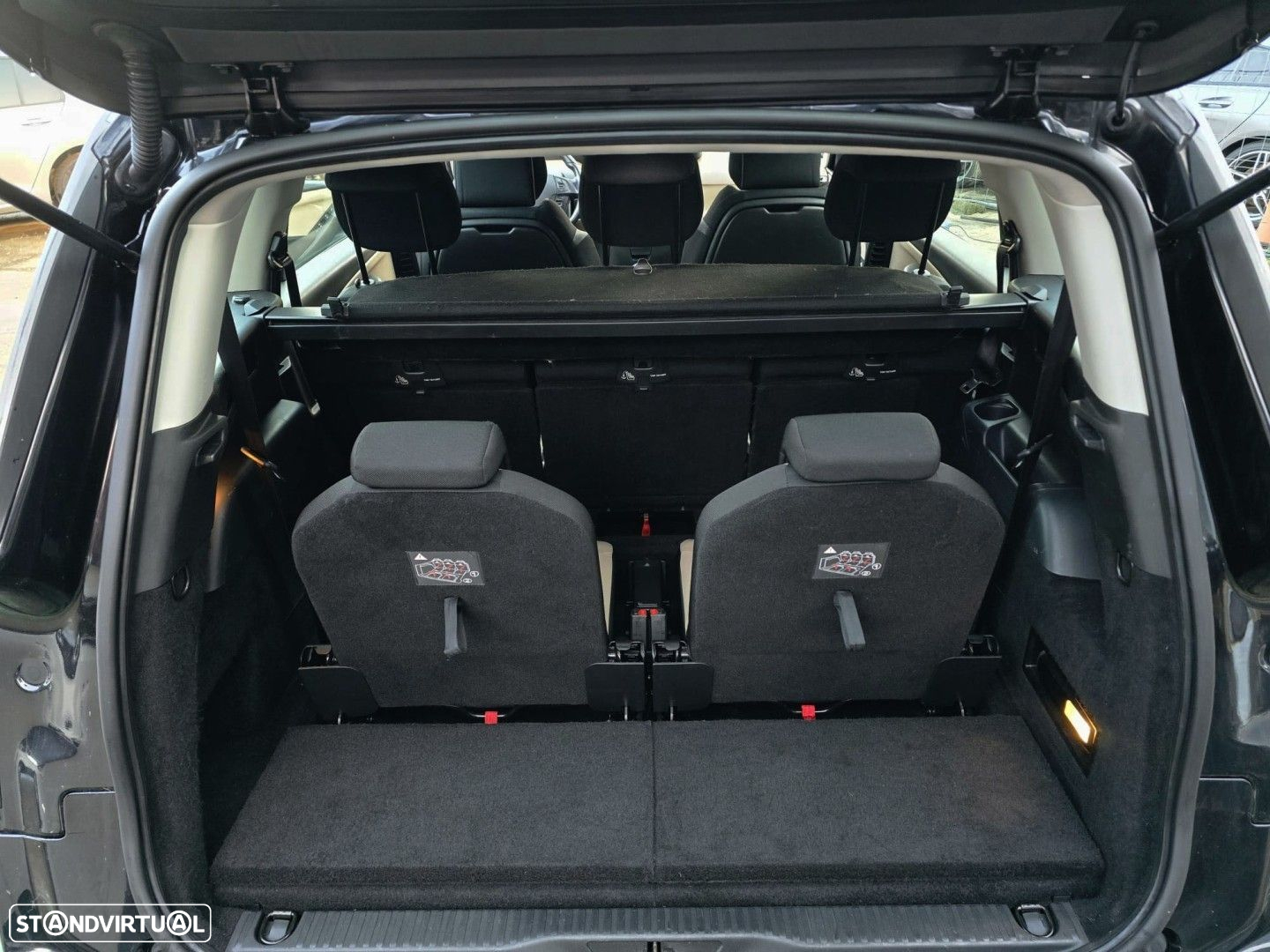 Citroën C4 Grand Picasso 1.6 e-HDi Intensive - 11